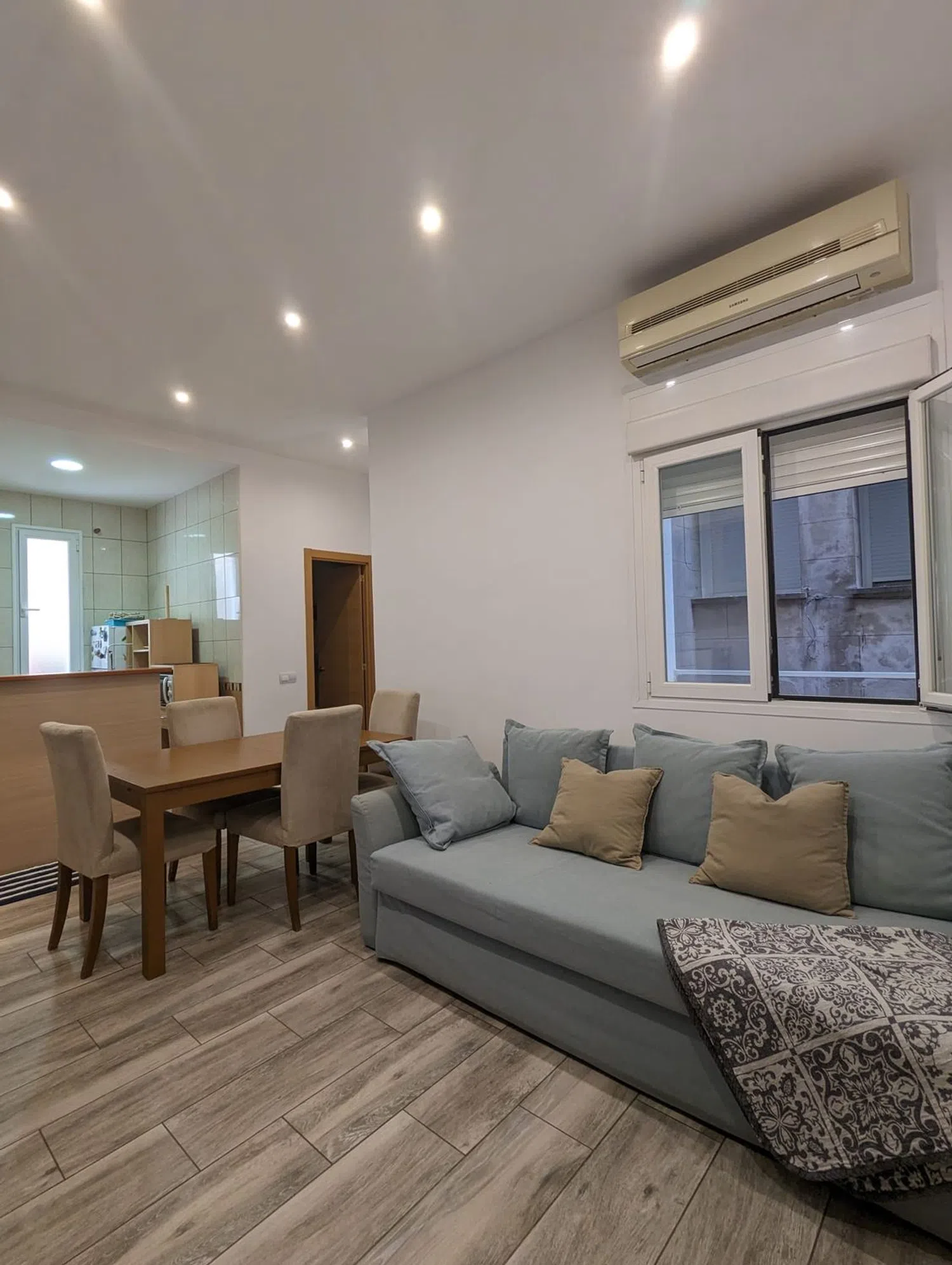 Piso en Barrio Argüelles - Foto 1