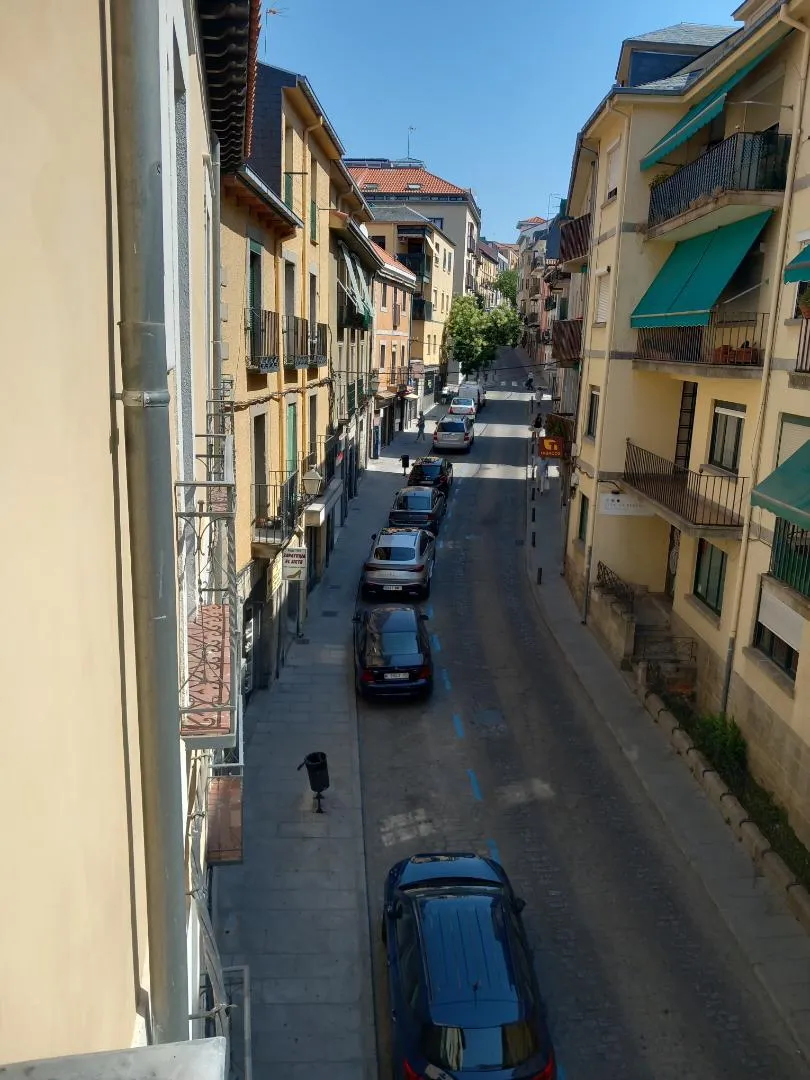 Piso en  Calle San Quintín 2 - Foto 2