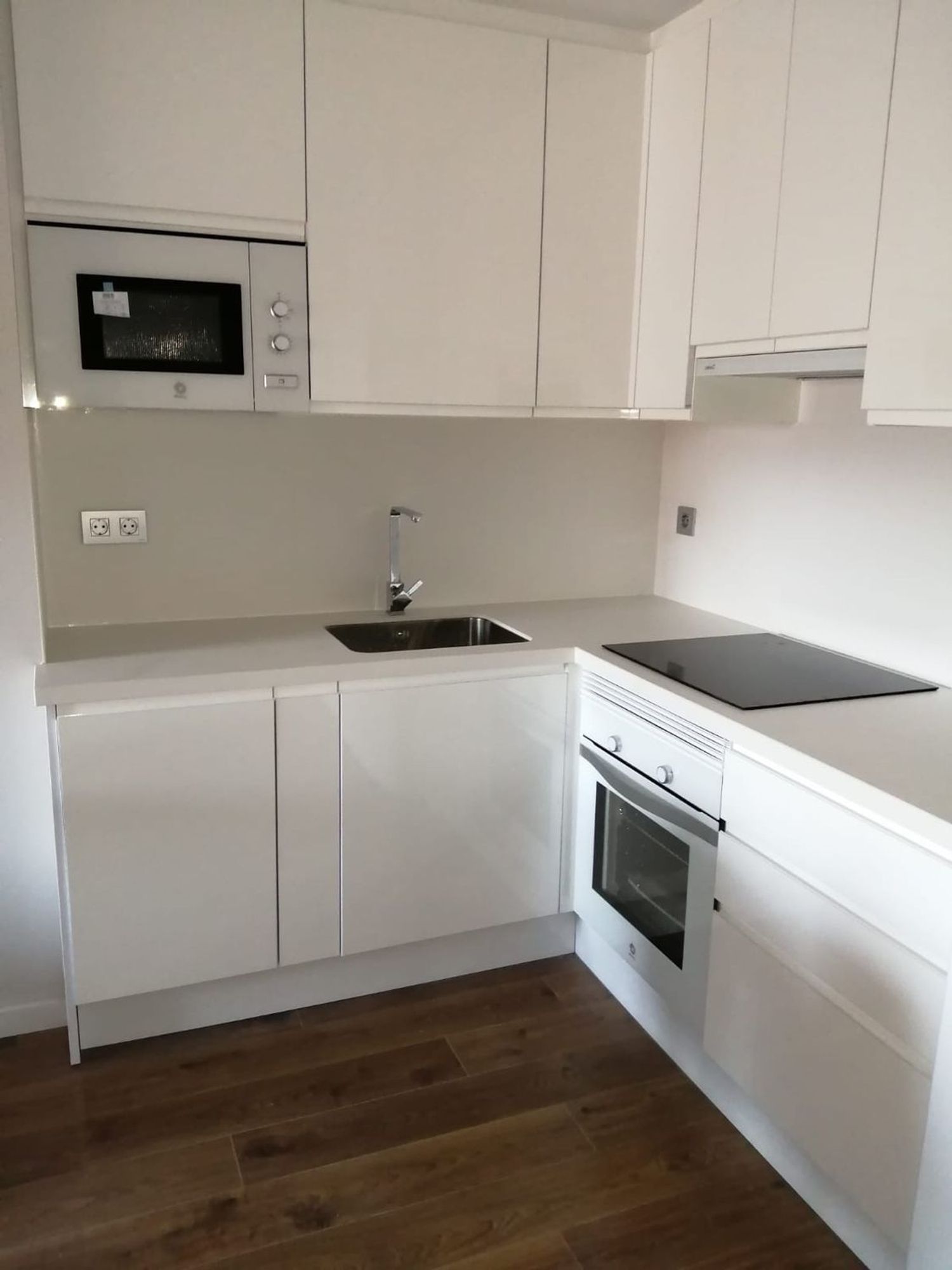 Piso en avenida de la Ilustración, 103 - Foto 22