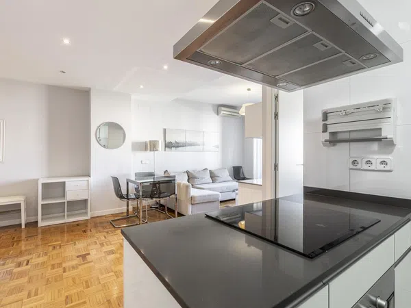 Piso en calle de Clara del Rey, 8 - Foto 4