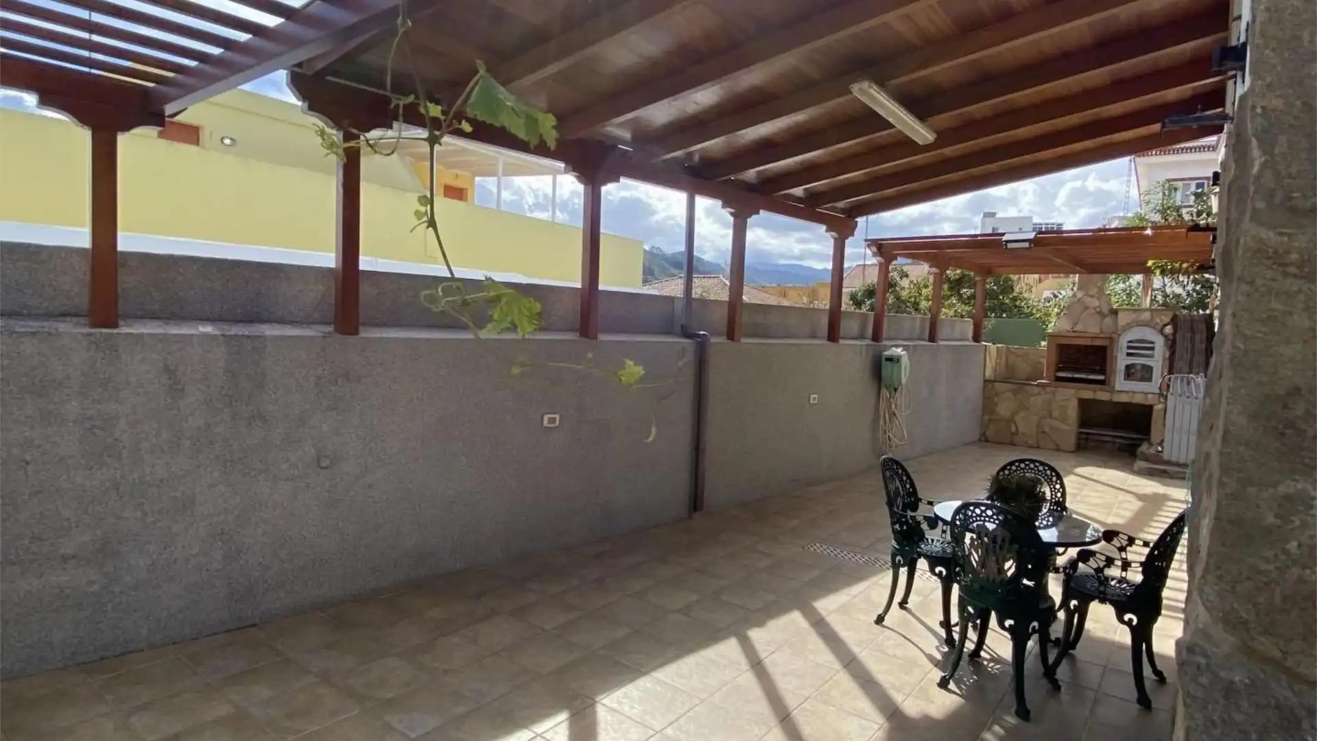 Chalet en  Avenida de la Democracia 39 - Foto 11