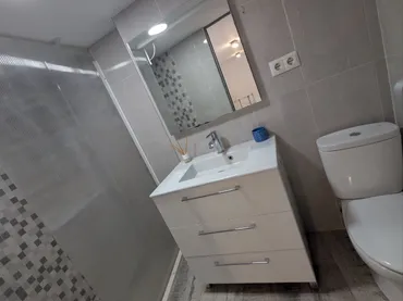 Piso en  Avinguda de la Pau 4 - Foto 4