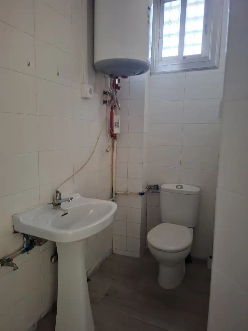 Local comercial en  Carrer del Doctor Robert 166 - Foto 10