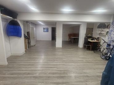 Local comercial en  Carrer Enginyer Moncunill 2 - Foto 2