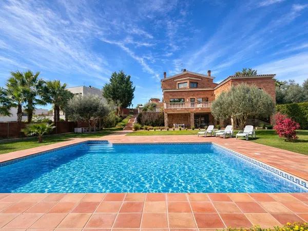Casa o chalet independiente en Calle de Mark Twain, Castellarnau - Foto 1