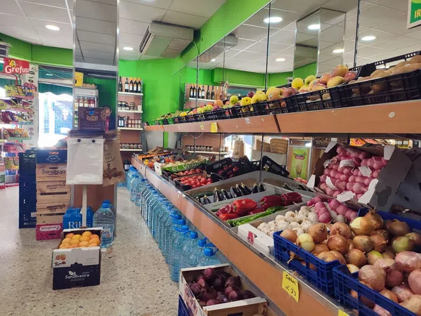 Local en Frutería en Calle d'Atlanta, 1, La Concòrdia - Foto 1