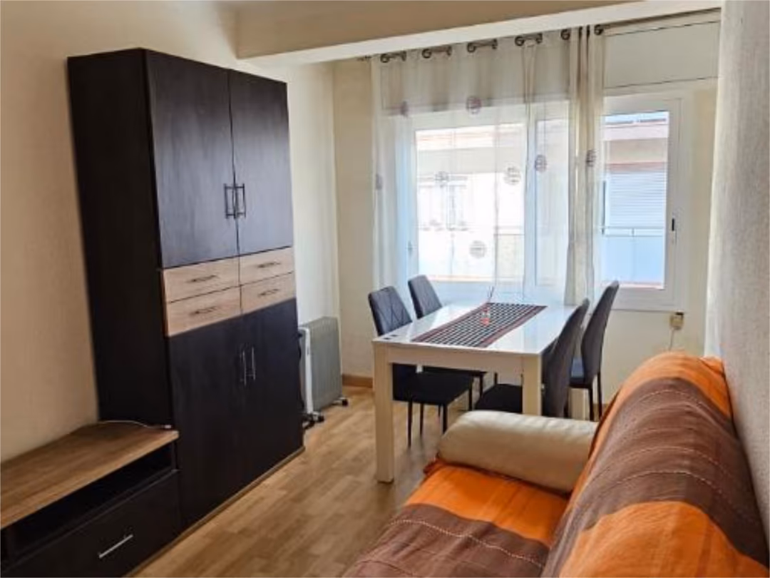 Piso en  Carrer de Baltasar d'Espanya 52 - Foto 4