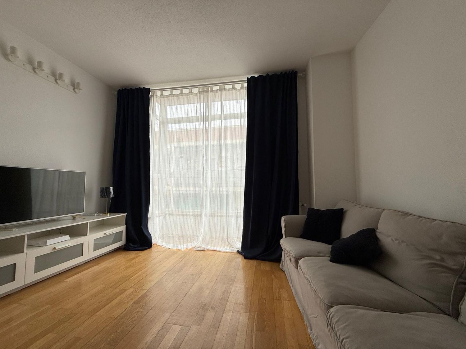 Piso en calle Cantueso, 8 - Foto 1