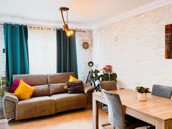 Piso en calle Reina Sofía, 23 - Foto 1