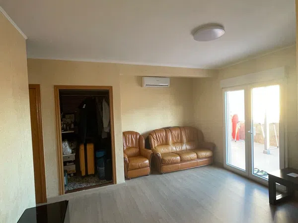 Piso en Calle Adolf Salvà, 4 - Foto 7