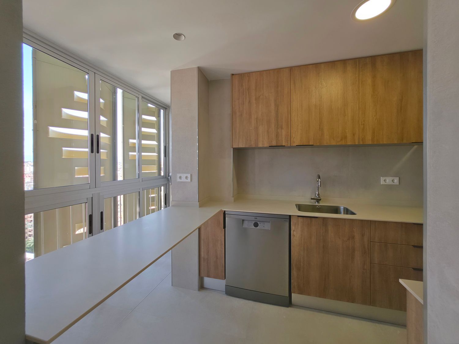 Piso en Avenida del Doctor Gadea, 1, Ensanche-Diputación - Foto 24