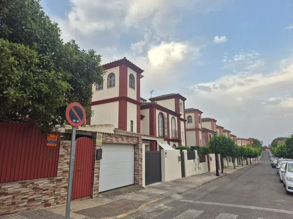 Chalet pareado en Centro, Centro - Foto 1