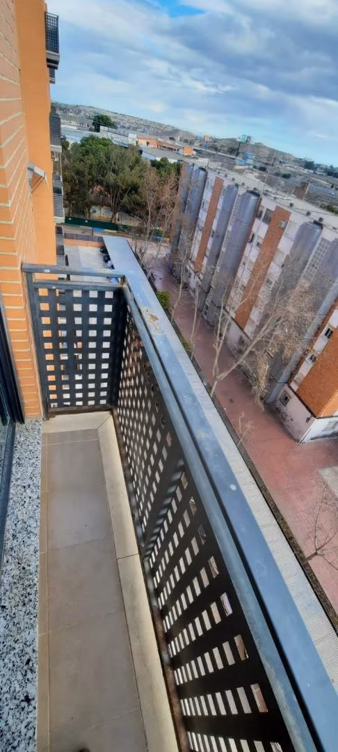 Piso en  Avenida 3 de Abril de 1979 1 - Foto 24