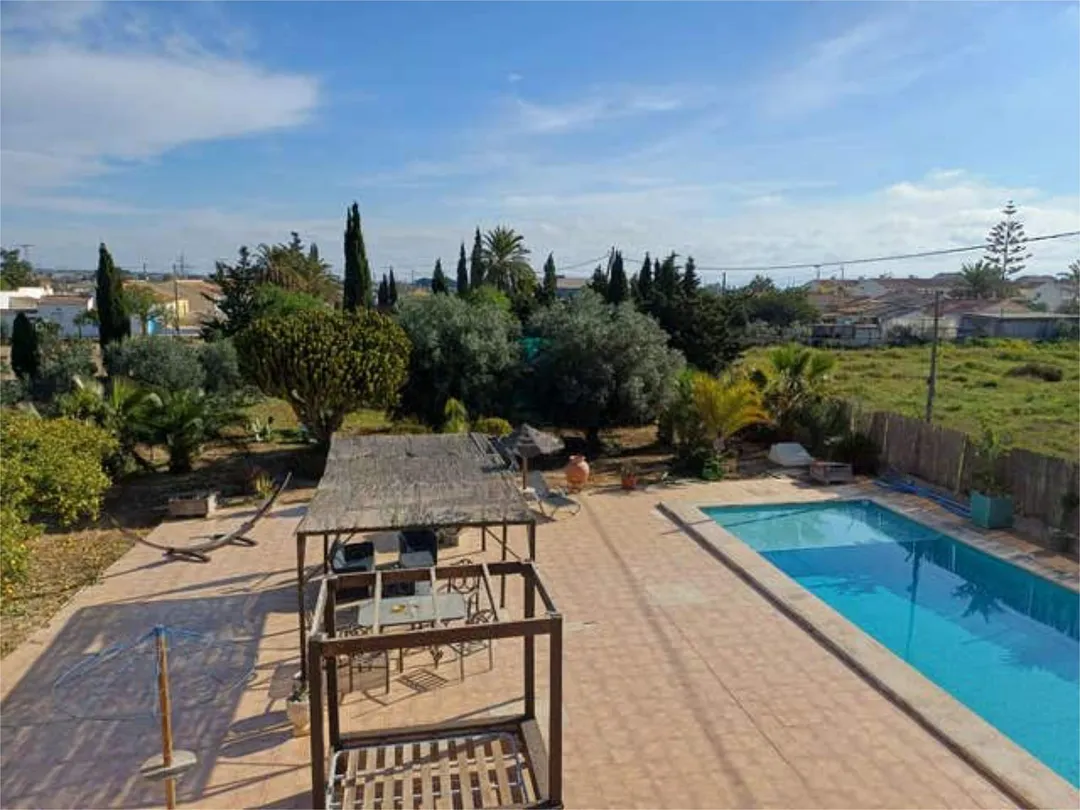 Casa adosada en Avileses - Foto 9