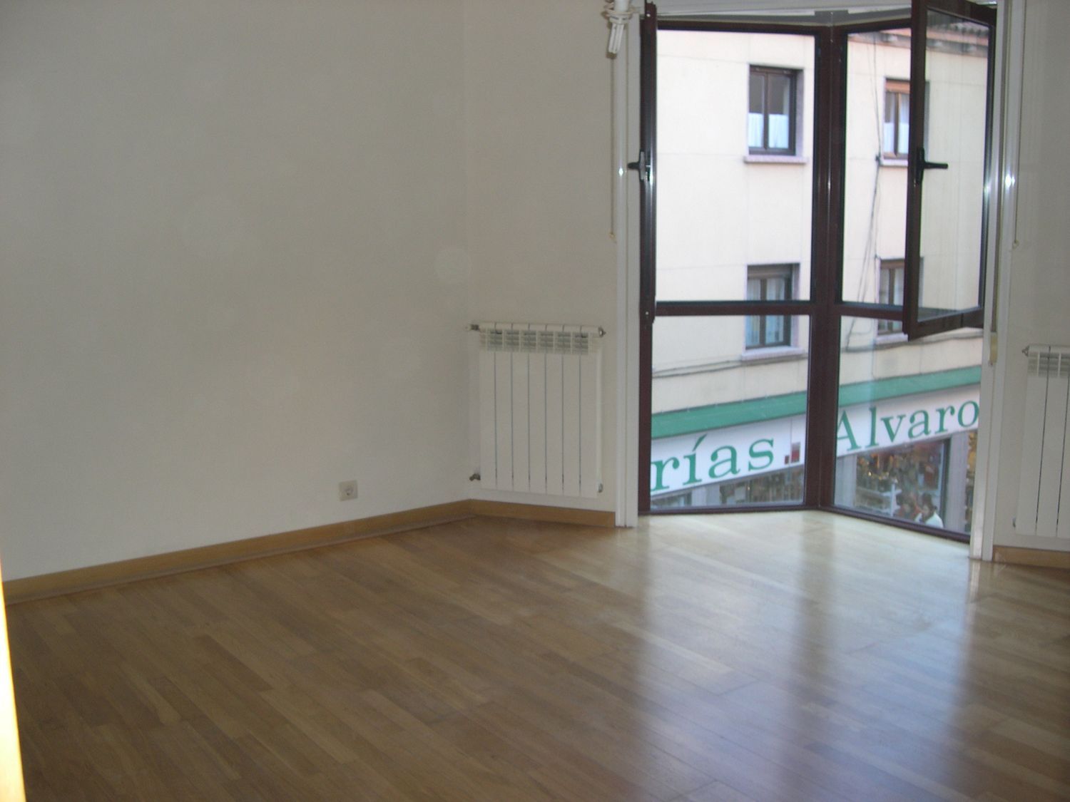 Piso en calle Conde de Vallellano, 4 - Foto 4