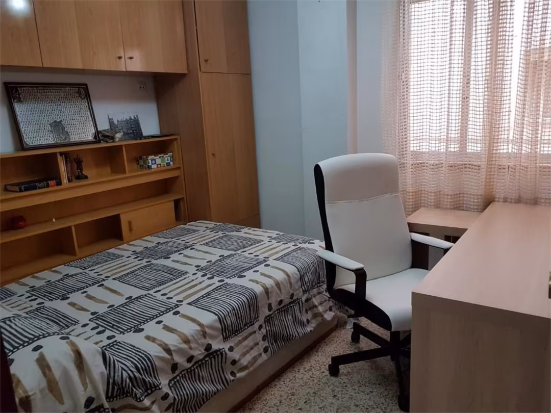 Piso en  Avenida de Villamayor 64 - Foto 5