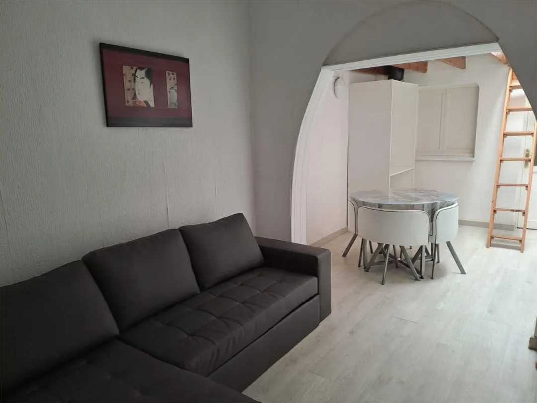 Casa adosada en  Calle Pintor Jose Aguiar 29B - Foto 1