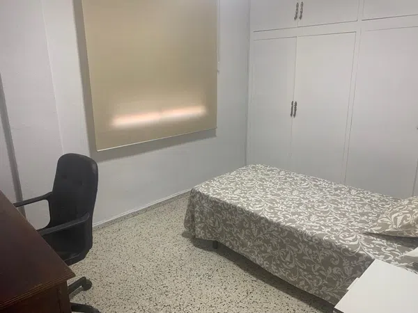 Piso en Calle Pintor Espinosa, 17, Vistalegre - Parque Cruz - Universidades - Foto 2