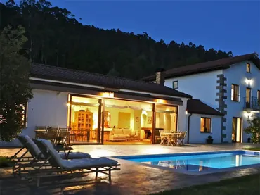 Chalet en  Avenida Alisas 48 - Foto 1