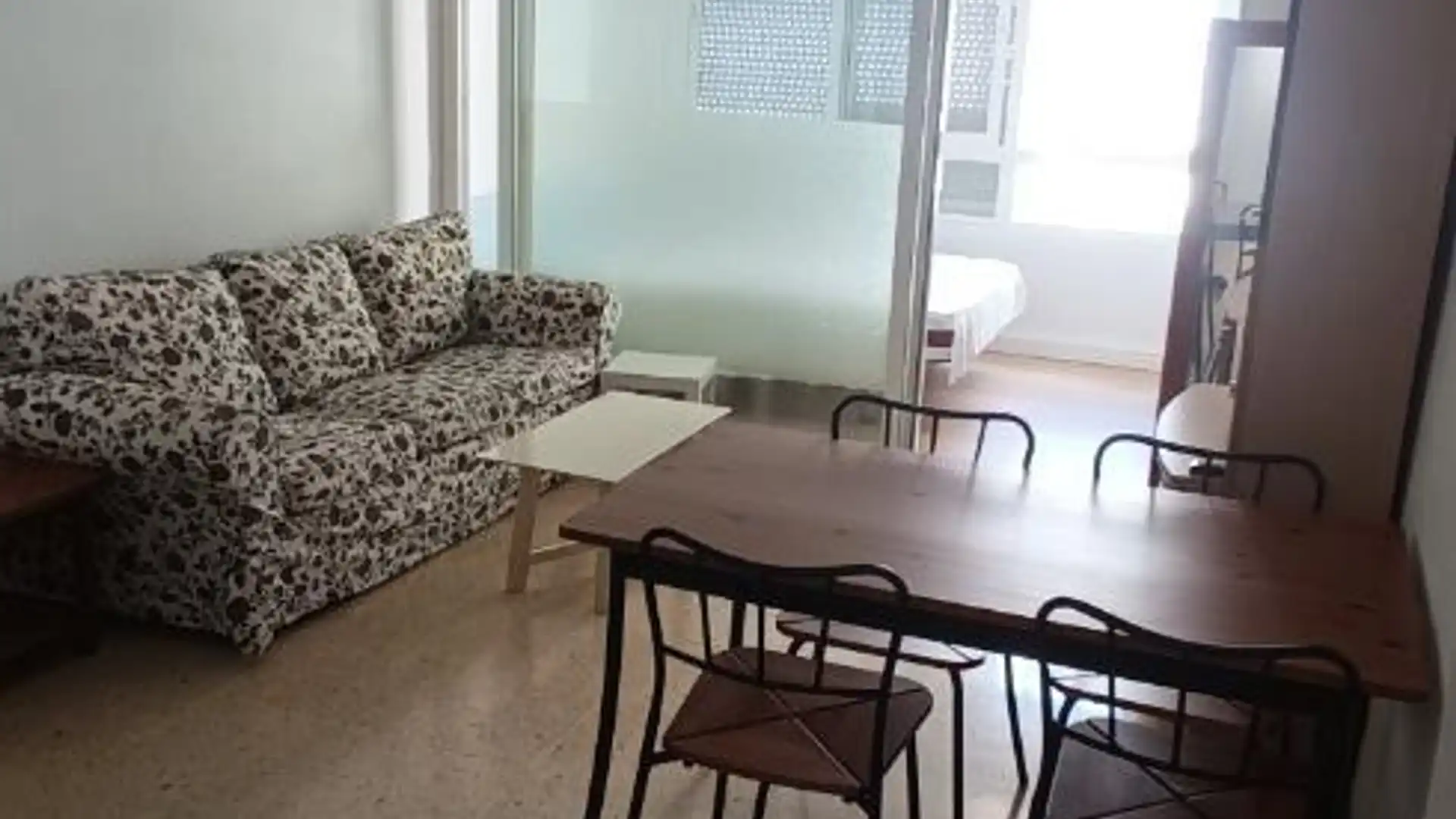 Estudio en  Carrer Huguet des Far 16 - Foto 2