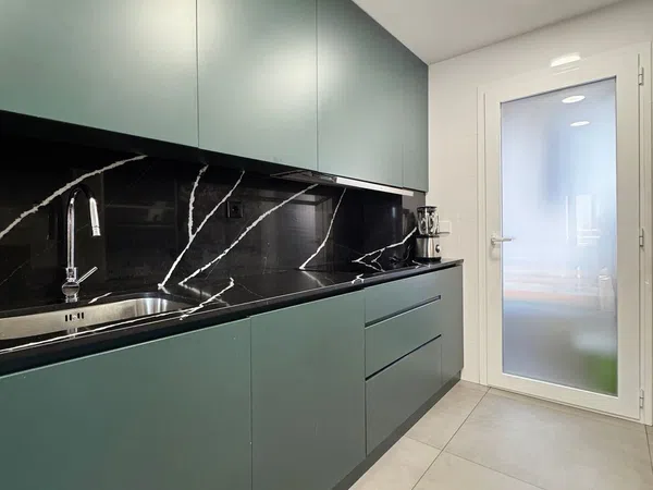 Piso en calle del Valle de Bergantiños, 3