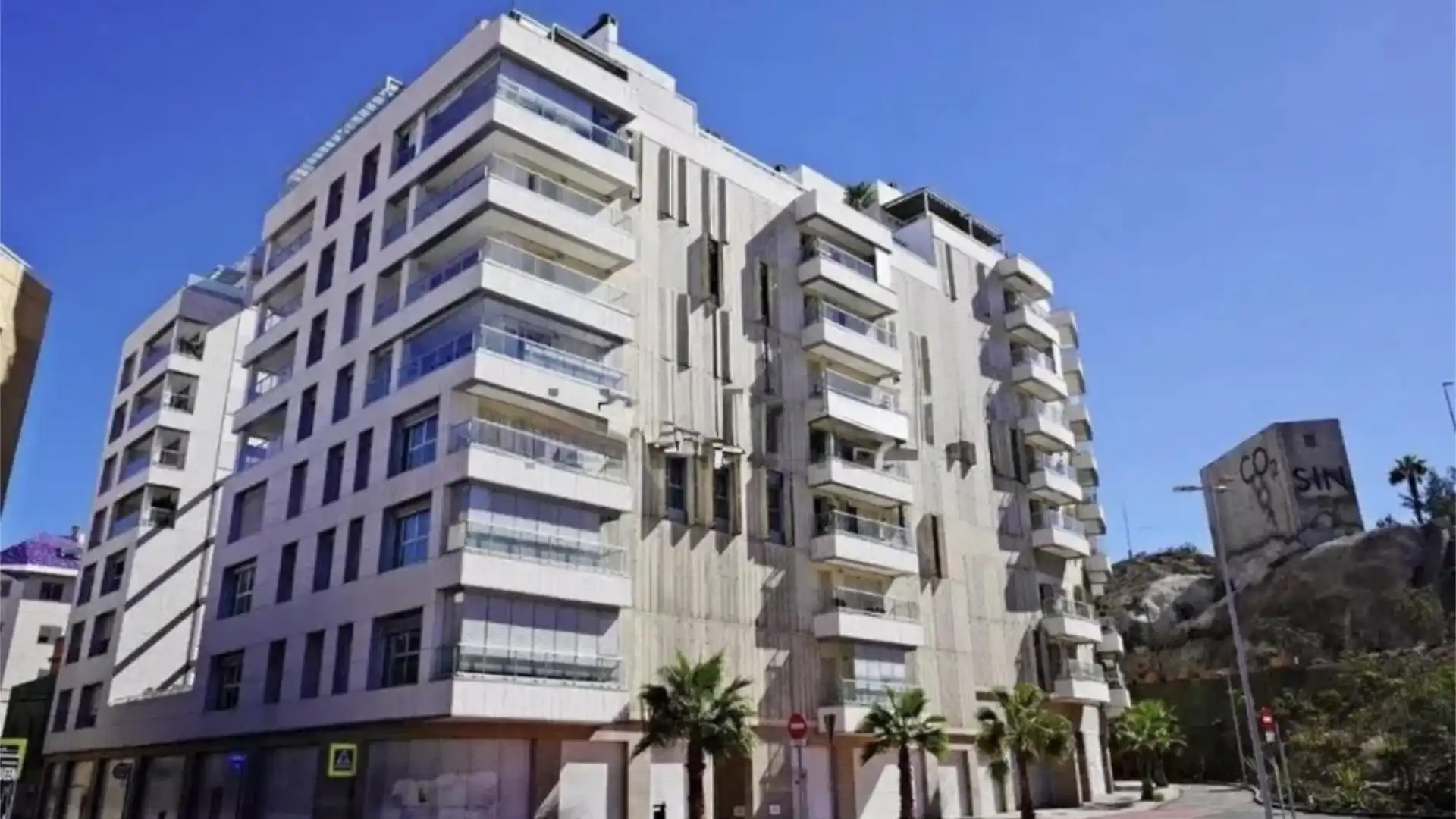 Piso en  Calle Castillejos 95 - Foto 4