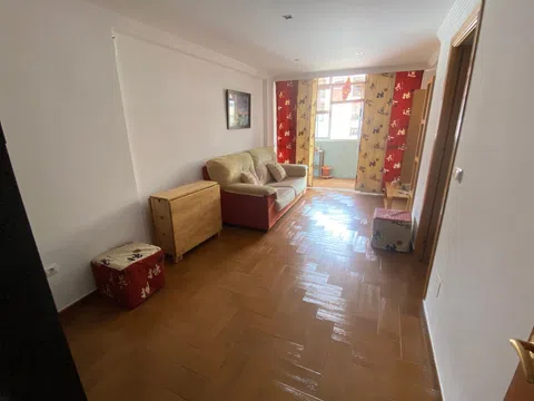 Piso en calle Doña Enriqueta, 12