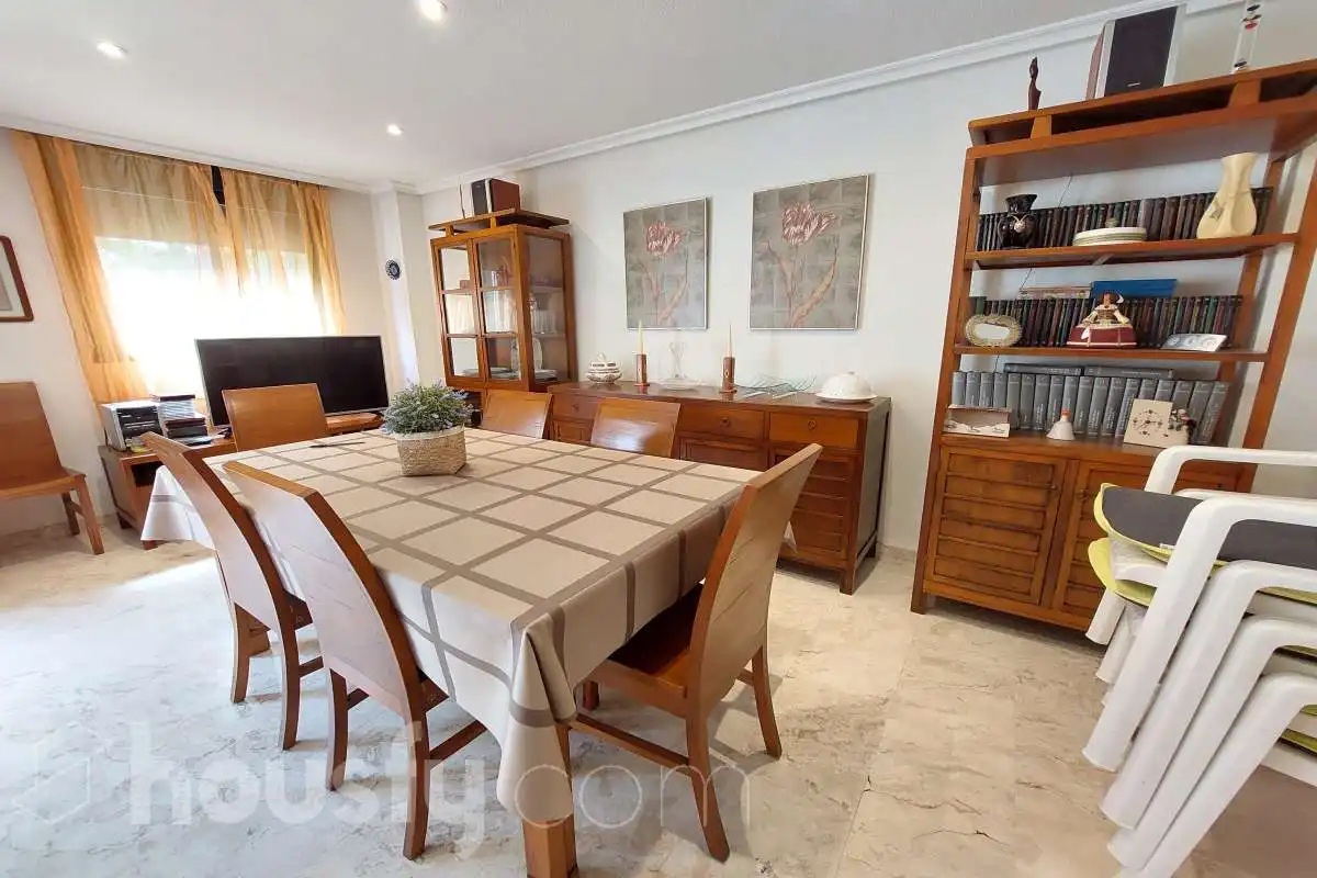 Chalet en  Calle Enric Valor . - Foto 4