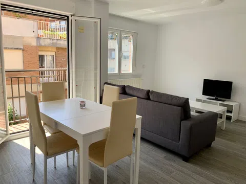 Piso en calle Doctor Jaime Vera, 18