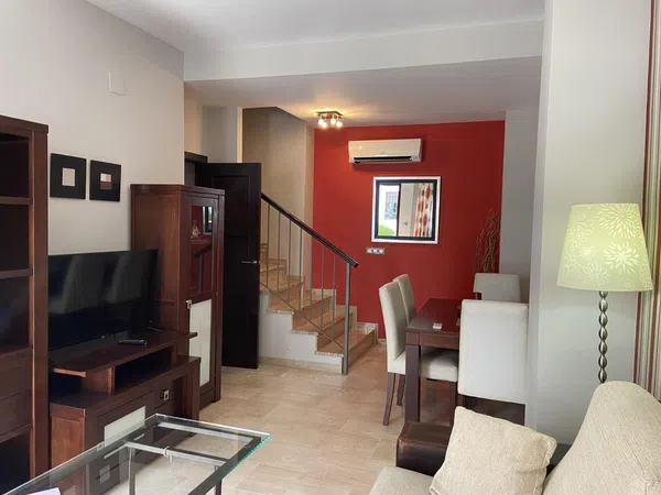 Casa o chalet independiente en Casco Histórico - Ollerías - Marrubial - Foto 1