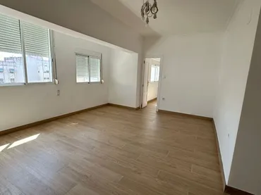 Piso en  Avinguda de Pérez Galdós 86 - Foto 5