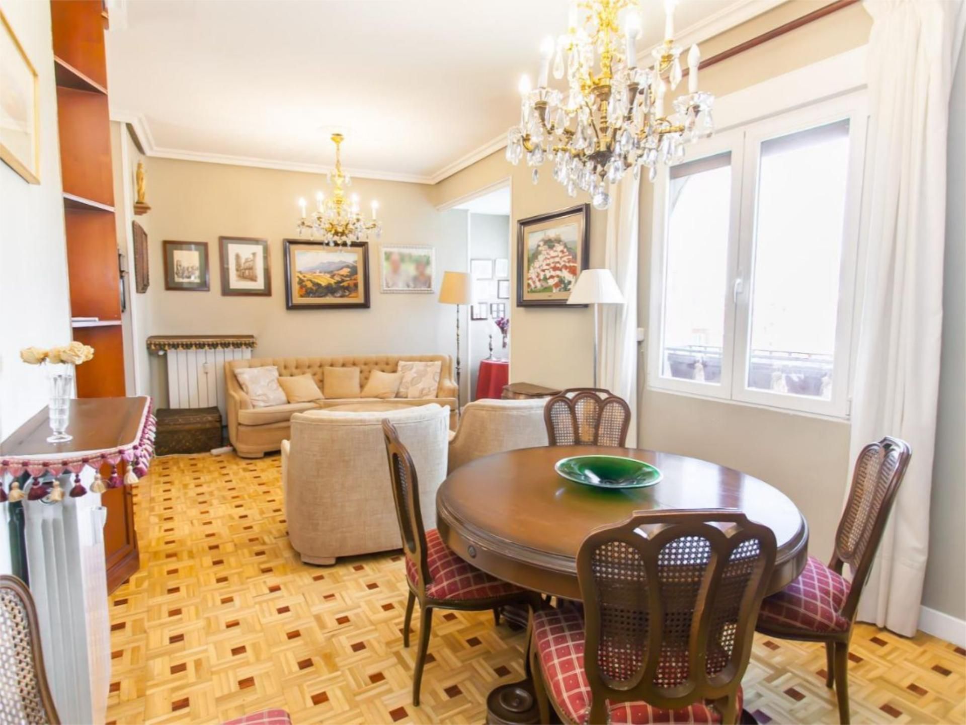 Piso en  Calle del General Álvarez de Castro 32 - Foto 3