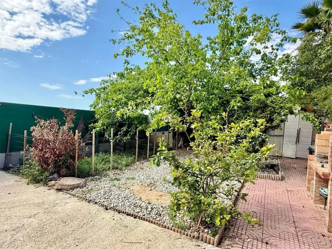 Piso en  Carrer Benejama 19 - Foto 28