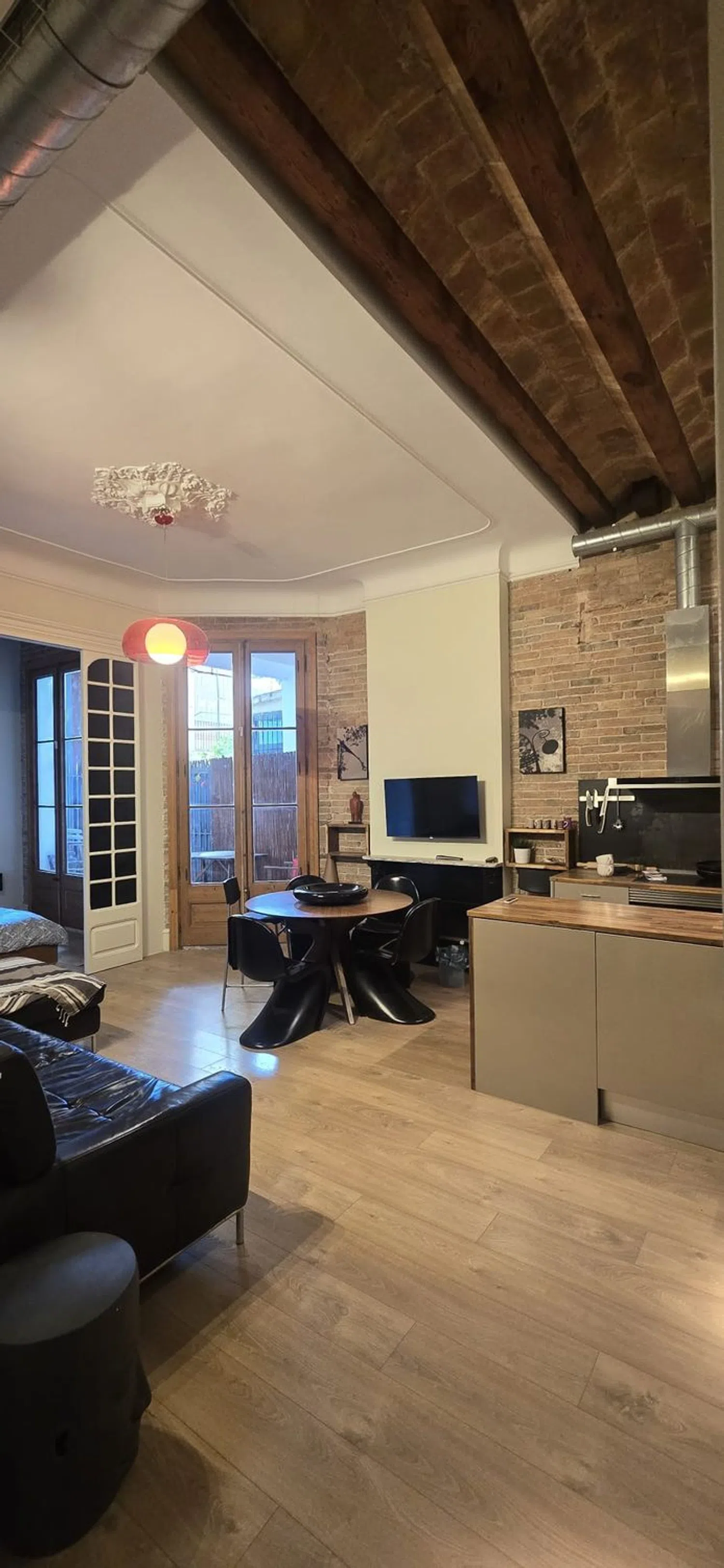 Piso en calle de Villarroel, 71 - Foto 1