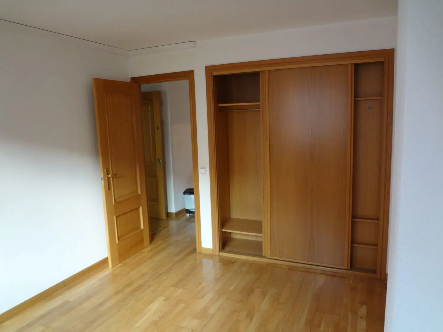 Piso en calle José María de Castro, 7 - Foto 10