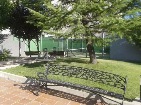 Piso en calle María Moliner, 15