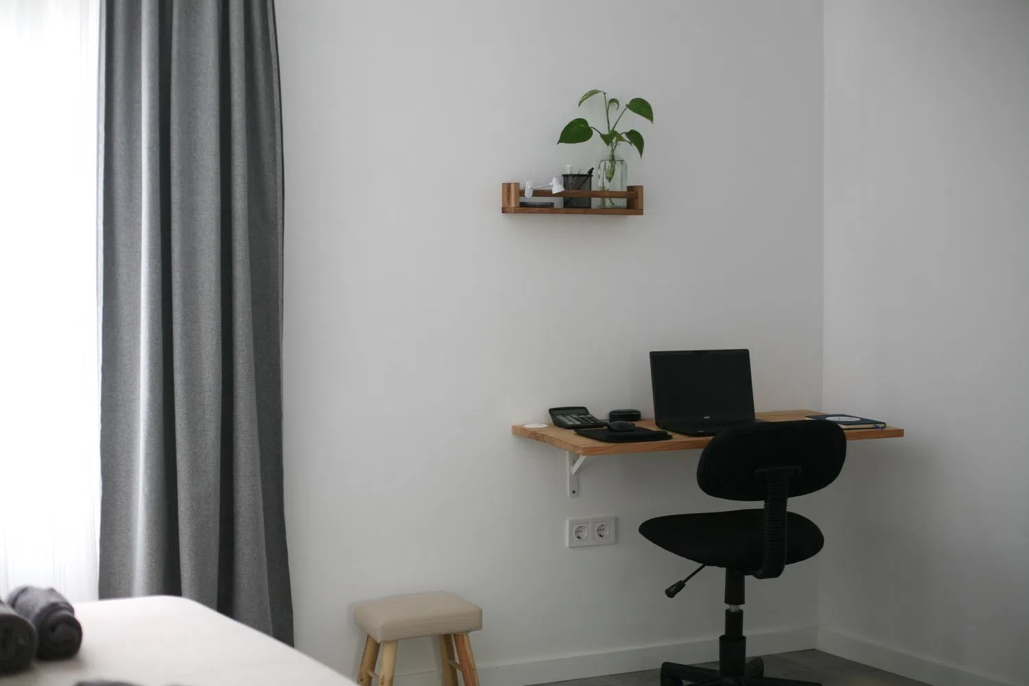 Piso en plaza de Capuchinos, 1 - Foto 1