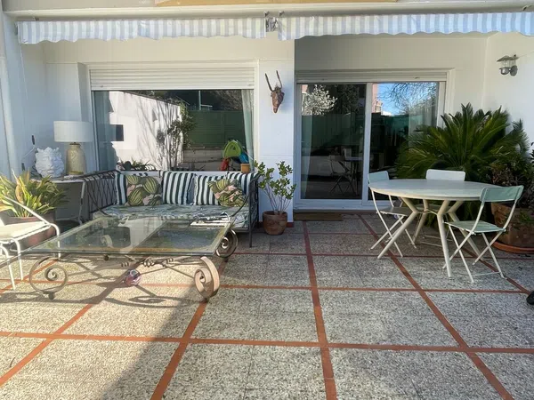 Chalet adosado en Los Ángeles - Jarandilla - Foto 1
