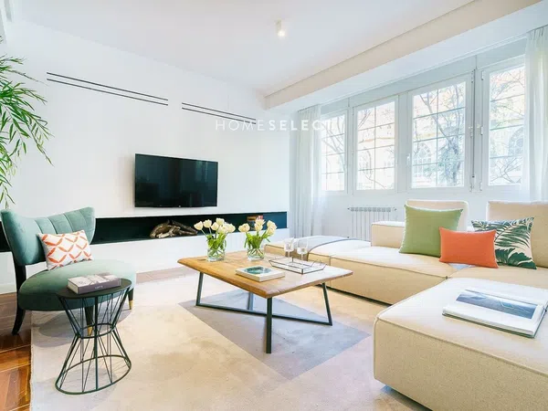 Piso en calle de Castelló