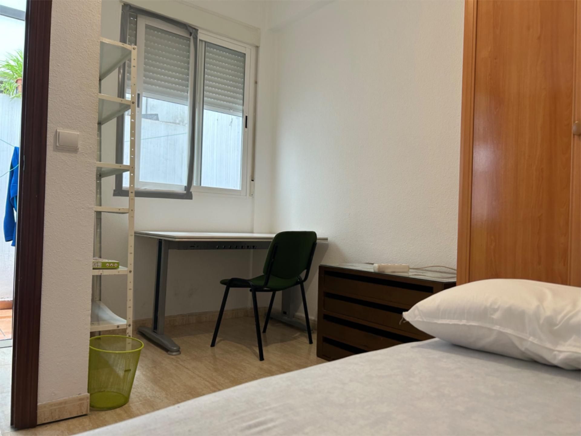 Piso en  Calle Ángel Ganivet 14 - Foto 12