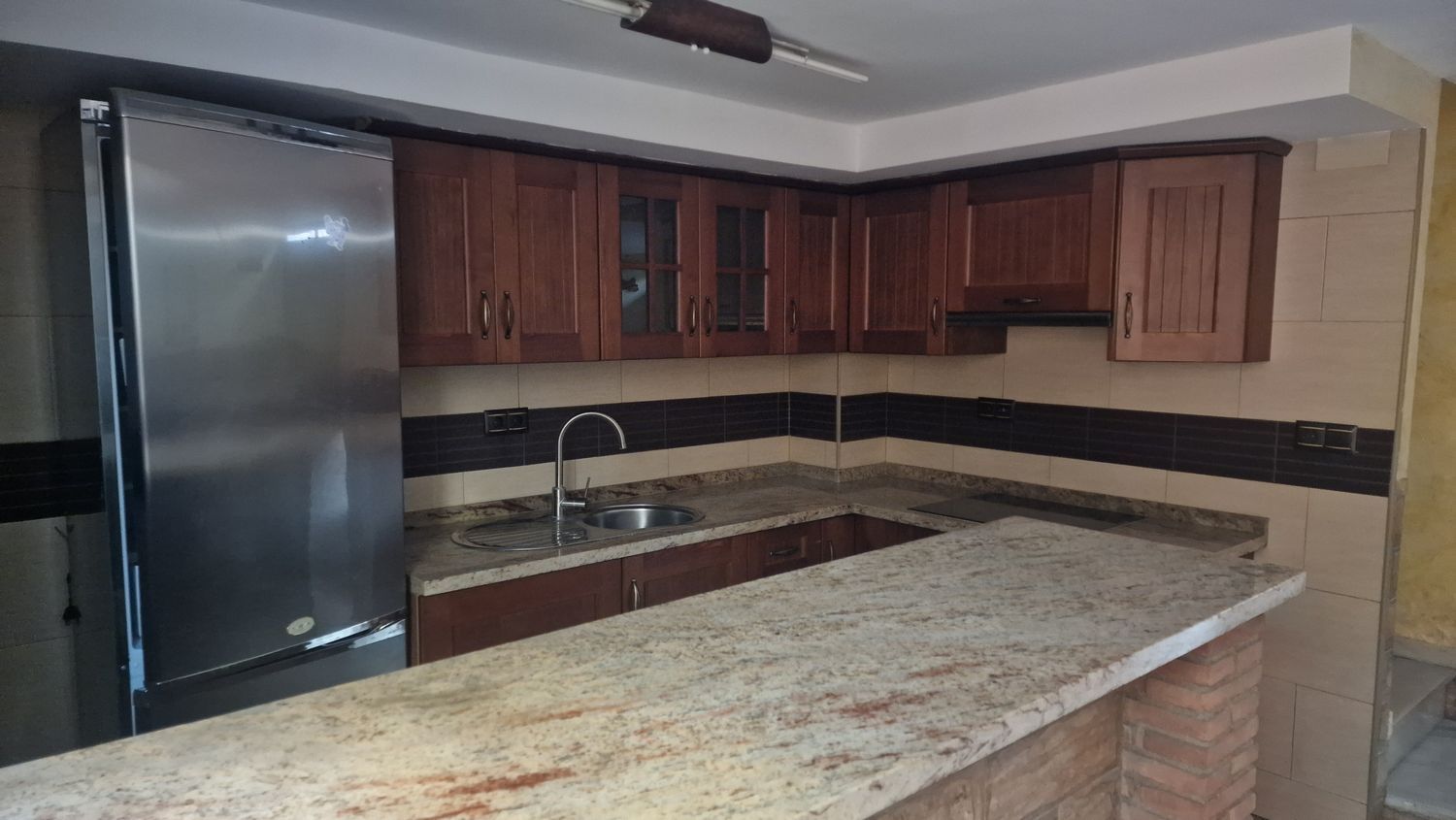 Chalet pareado en Ogijares - Foto 9