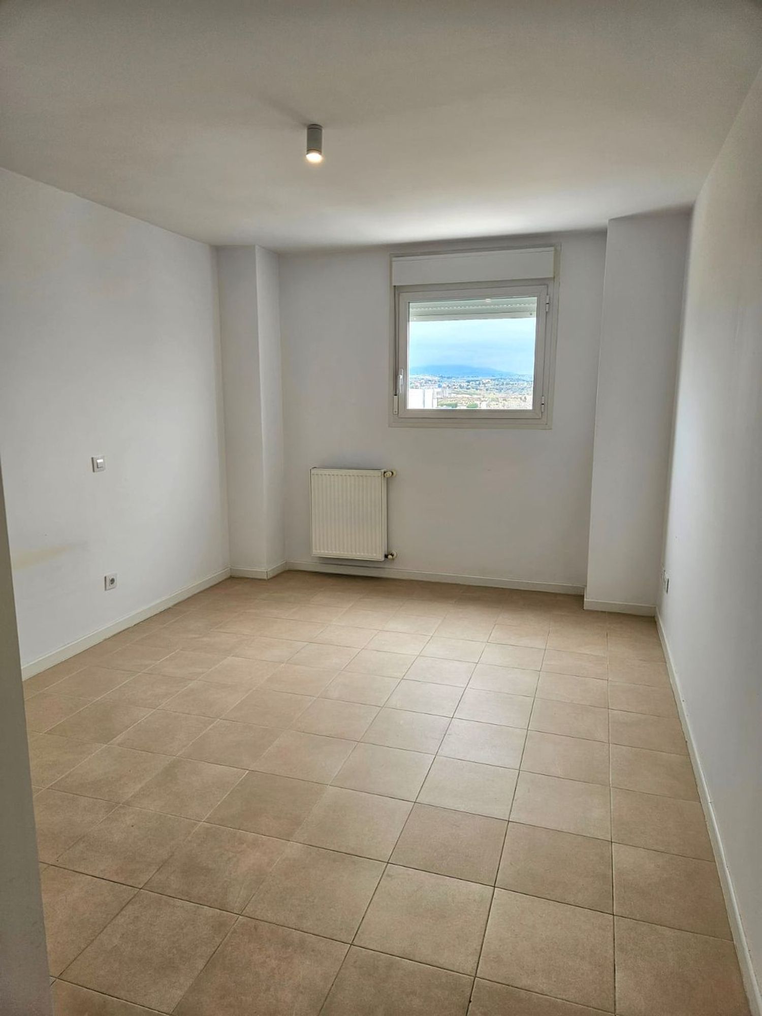 Piso en avenida de Castilla y León, 9 , piso 6º exterior - Foto 9