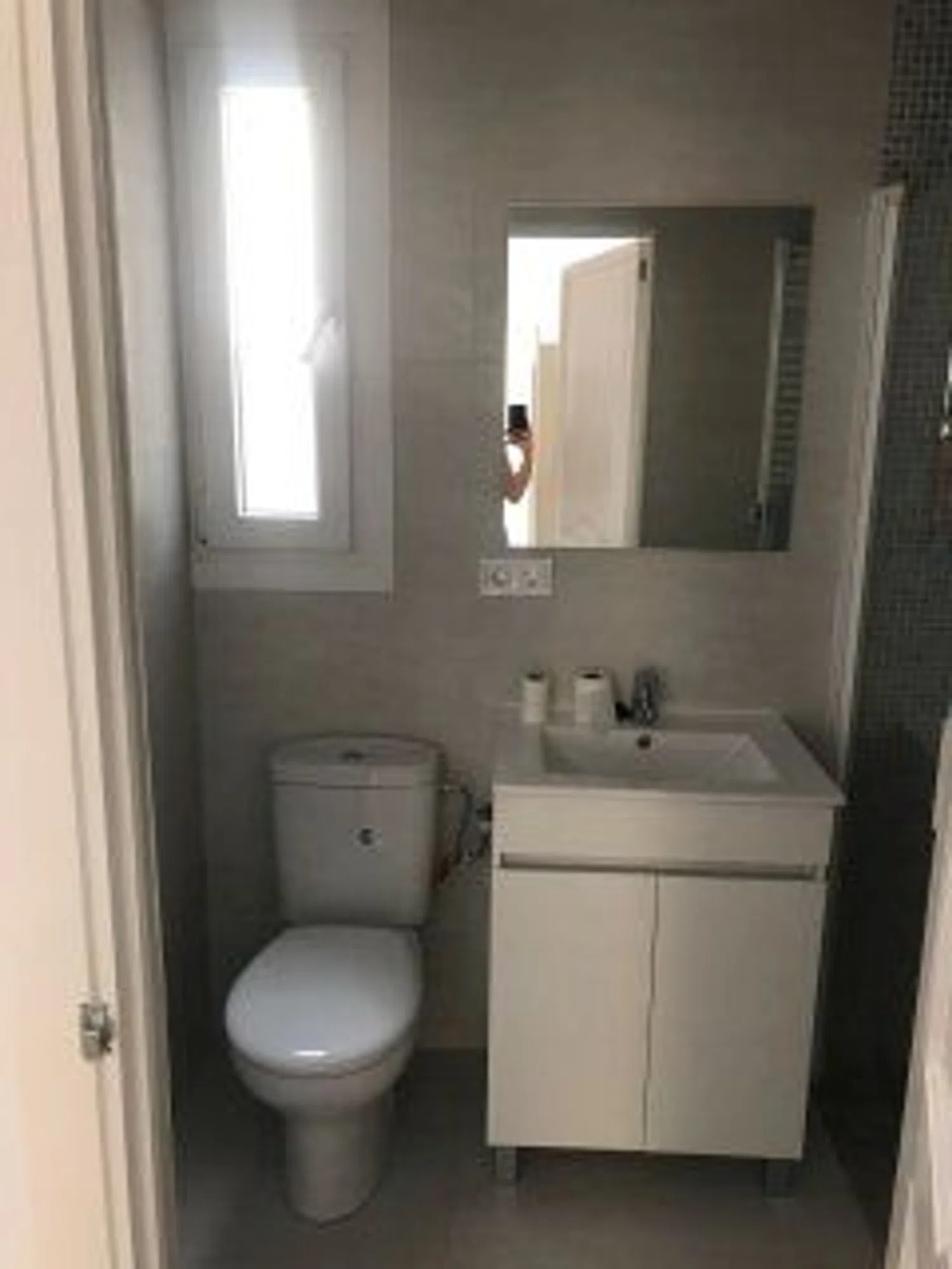 Estudio en calle de Lluís Martí, 58 - Foto 3