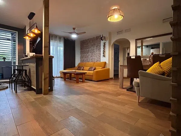 Piso en avenida Jacaranda, 123 - Foto 2