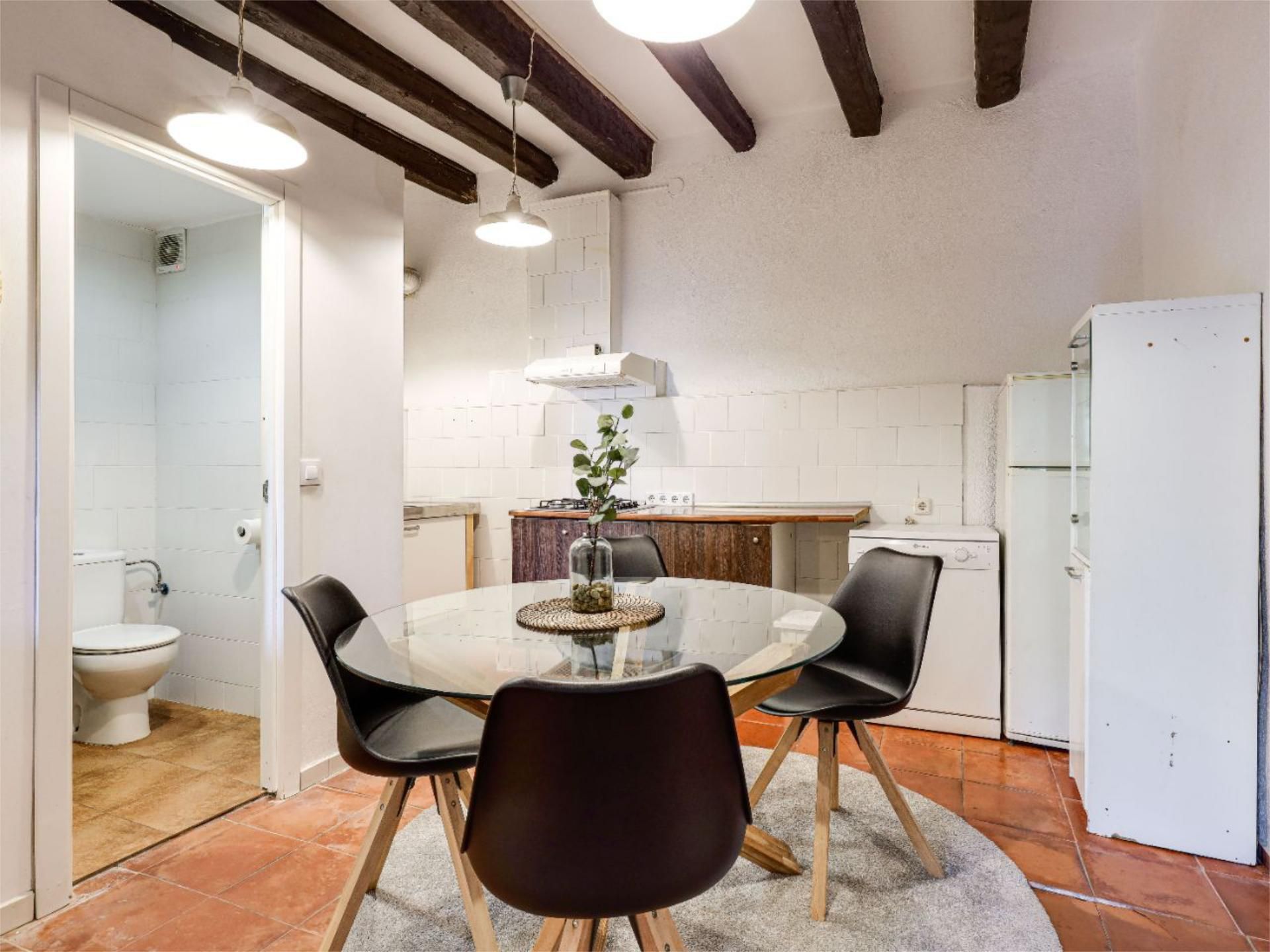 Piso en  Passeig d'Hortsavinyà 4 - Foto 2