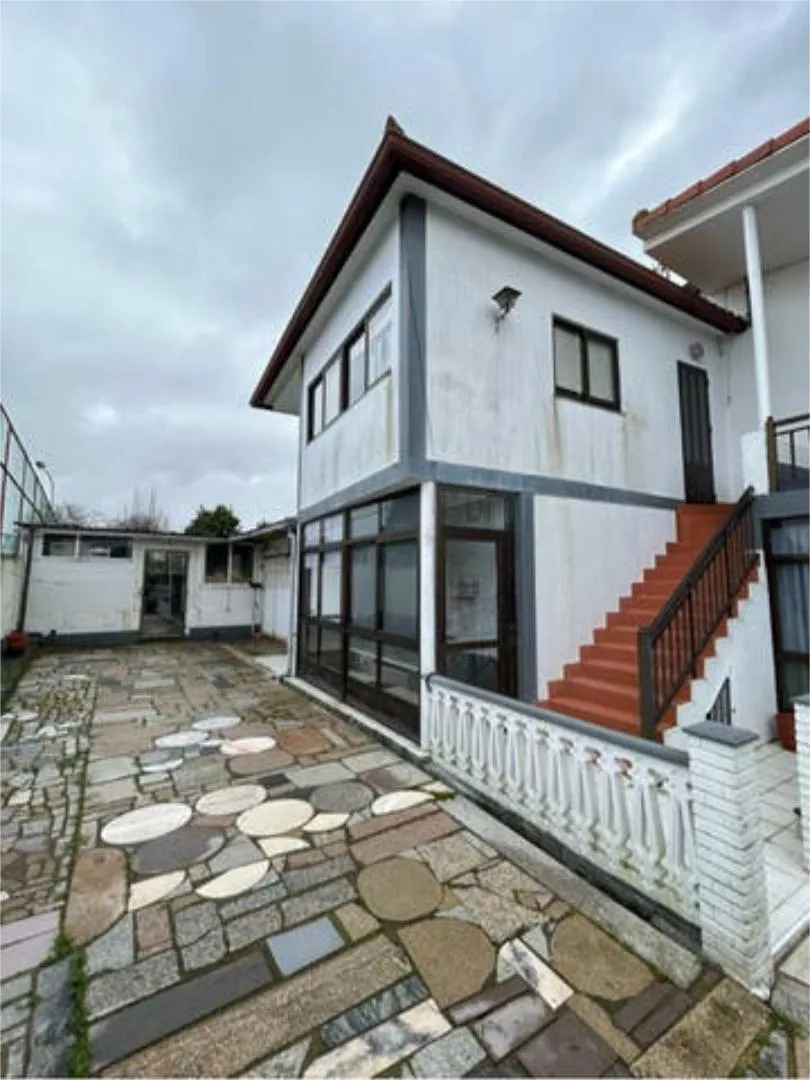 Chalet en Travesía de Vigo - Foto 1
