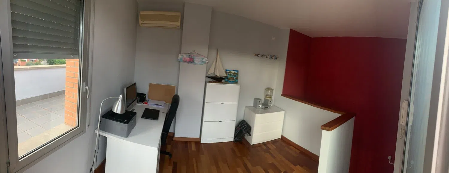 Dúplex en ronda 8 de març, 63 - Foto 14