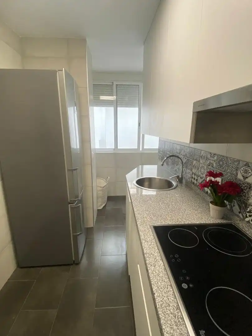 Piso en  Avenida de los Almogávares 34 - Foto 8