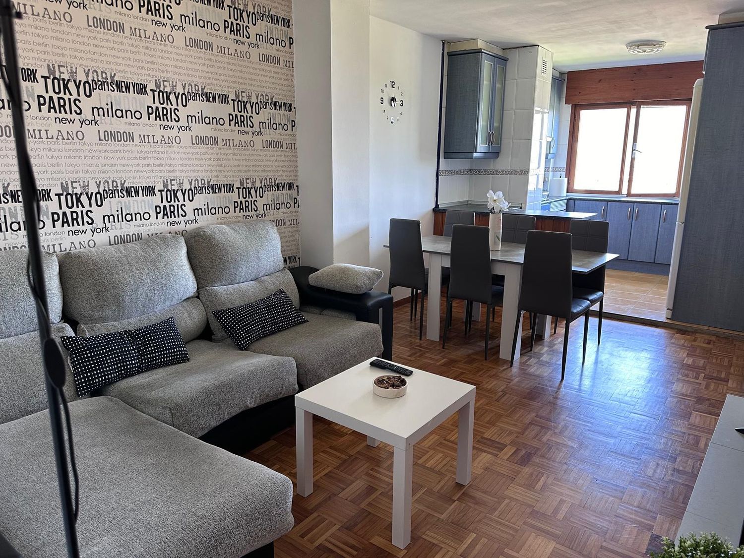 Piso en calle San Melchor García Sampedro, 71