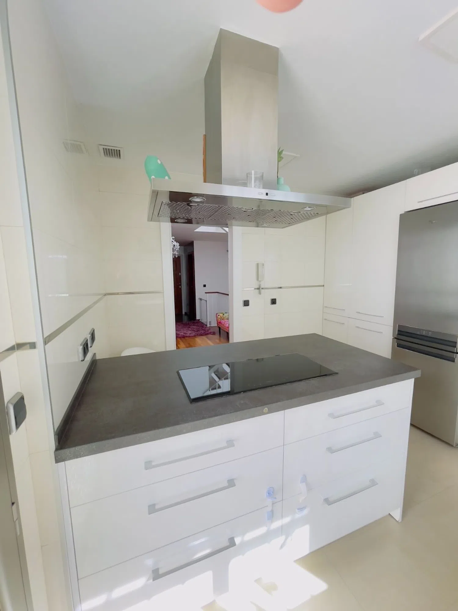 Chalet adosado en Urb. residencial la plata Barrio Palmete-Padre Pío-Hacienda San Antonio - Foto 3